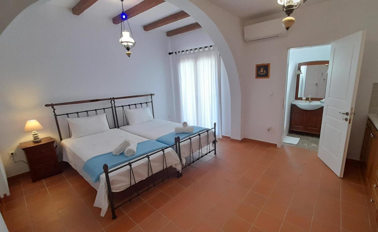 Villa Almyra Aegina Exterior foto